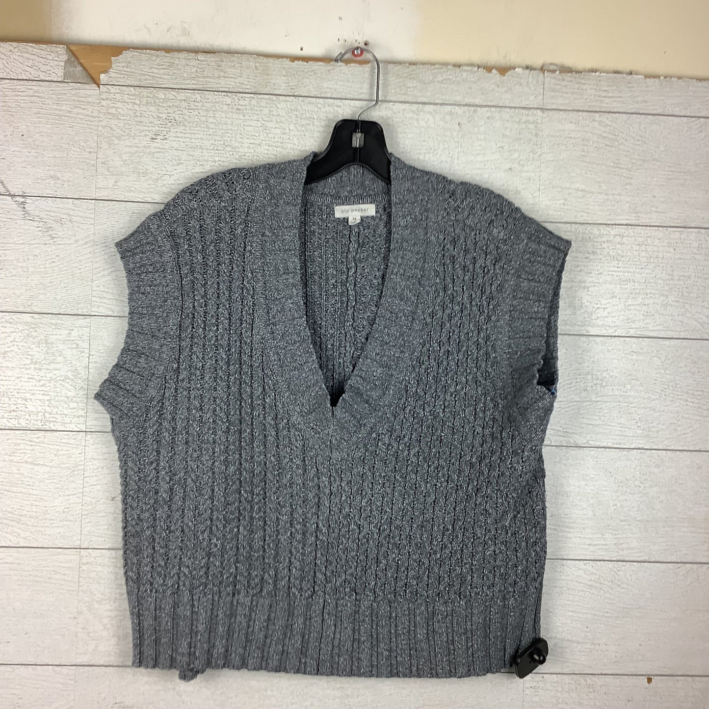 Vest Sweater By Blu Pepper In Grey, Size: M