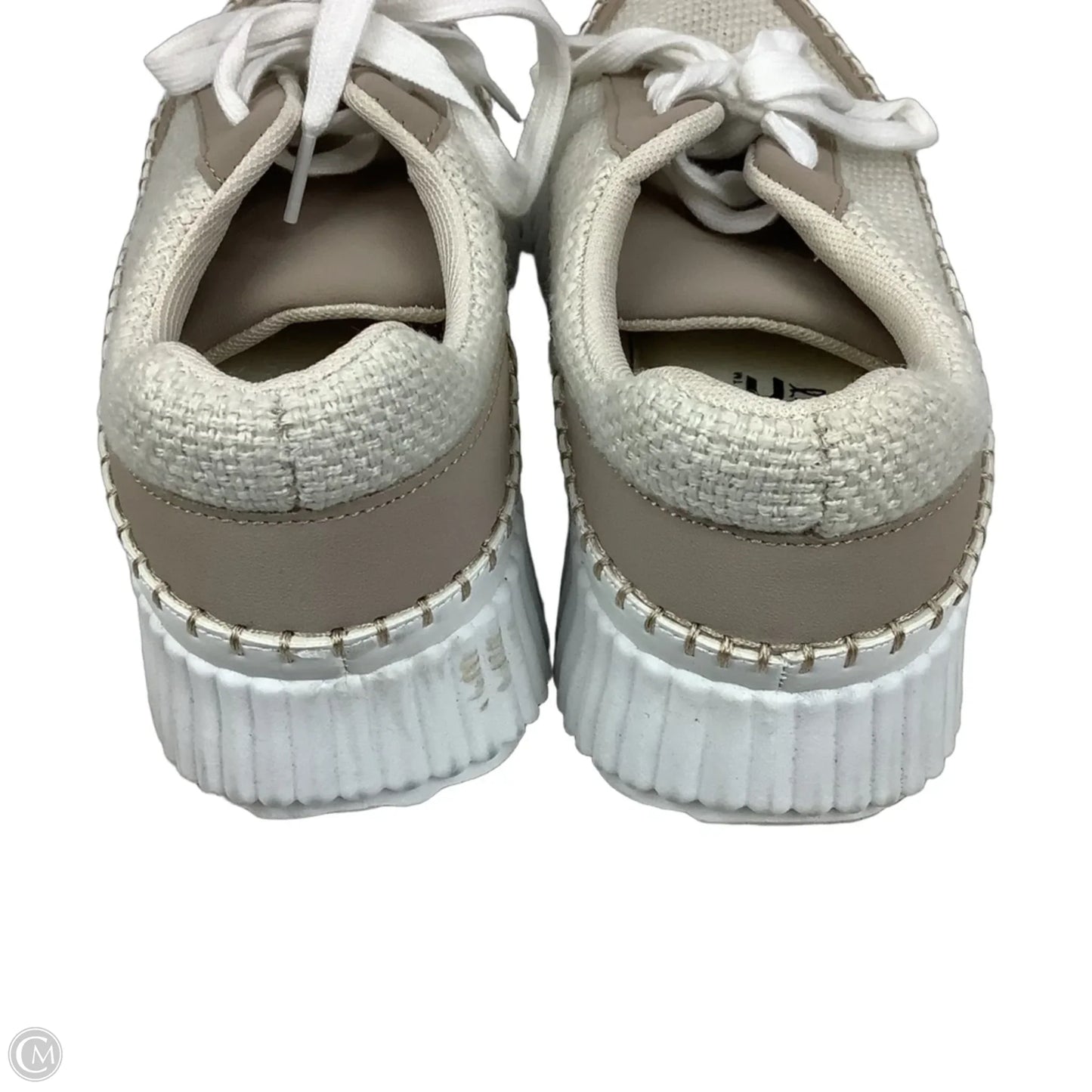 Shoes Sneakers Platform By Clothes Mentor In Cream, Size: 9