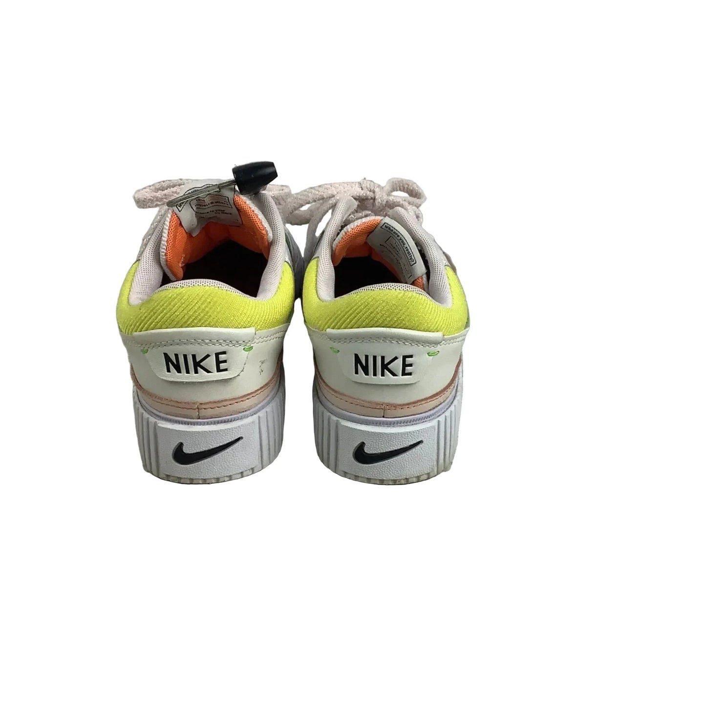 Shoes Sneakers By Nike In White, Size: 8