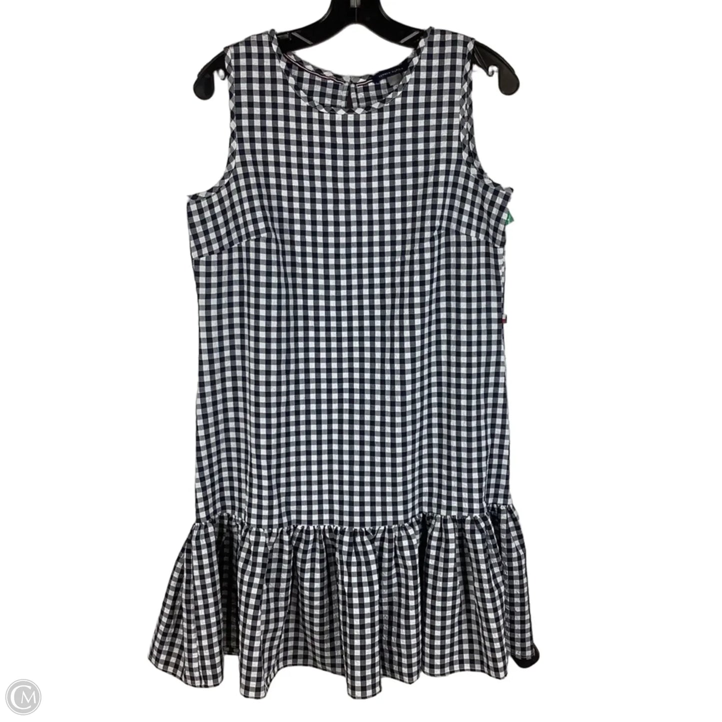 Dress Casual Short By Tommy Hilfiger In Checkered Pattern, Size: S (6)
