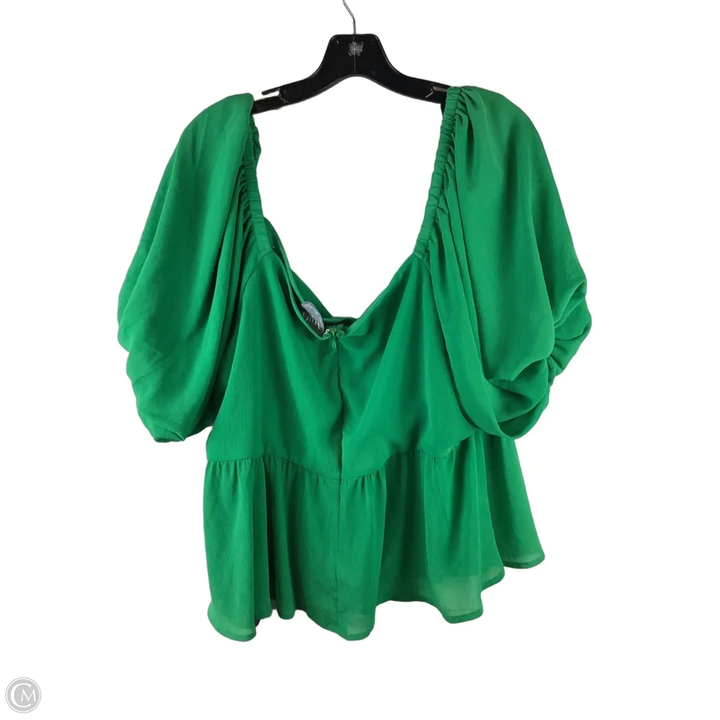 Top Short Sleeve By Arula In Green, Size: Xl