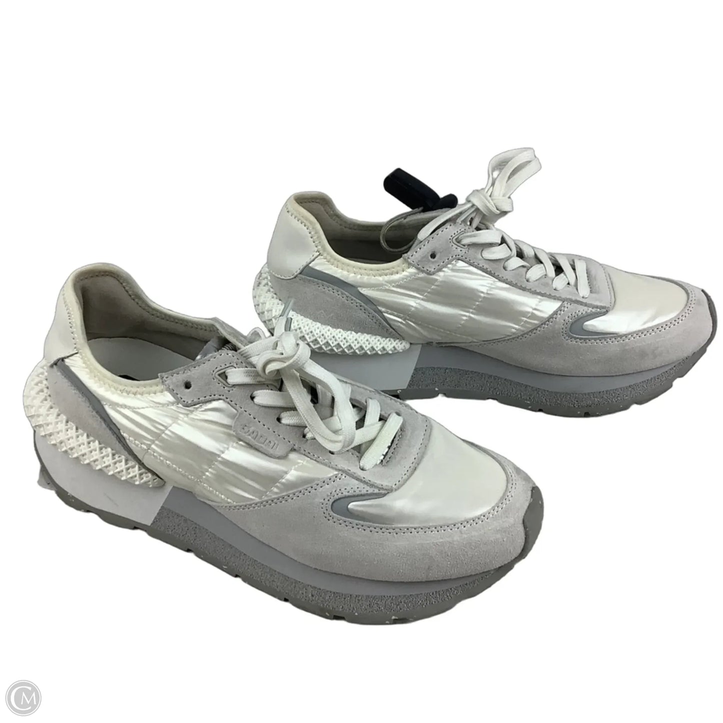 Shoes Sneakers By Cmb In White, Size: 8