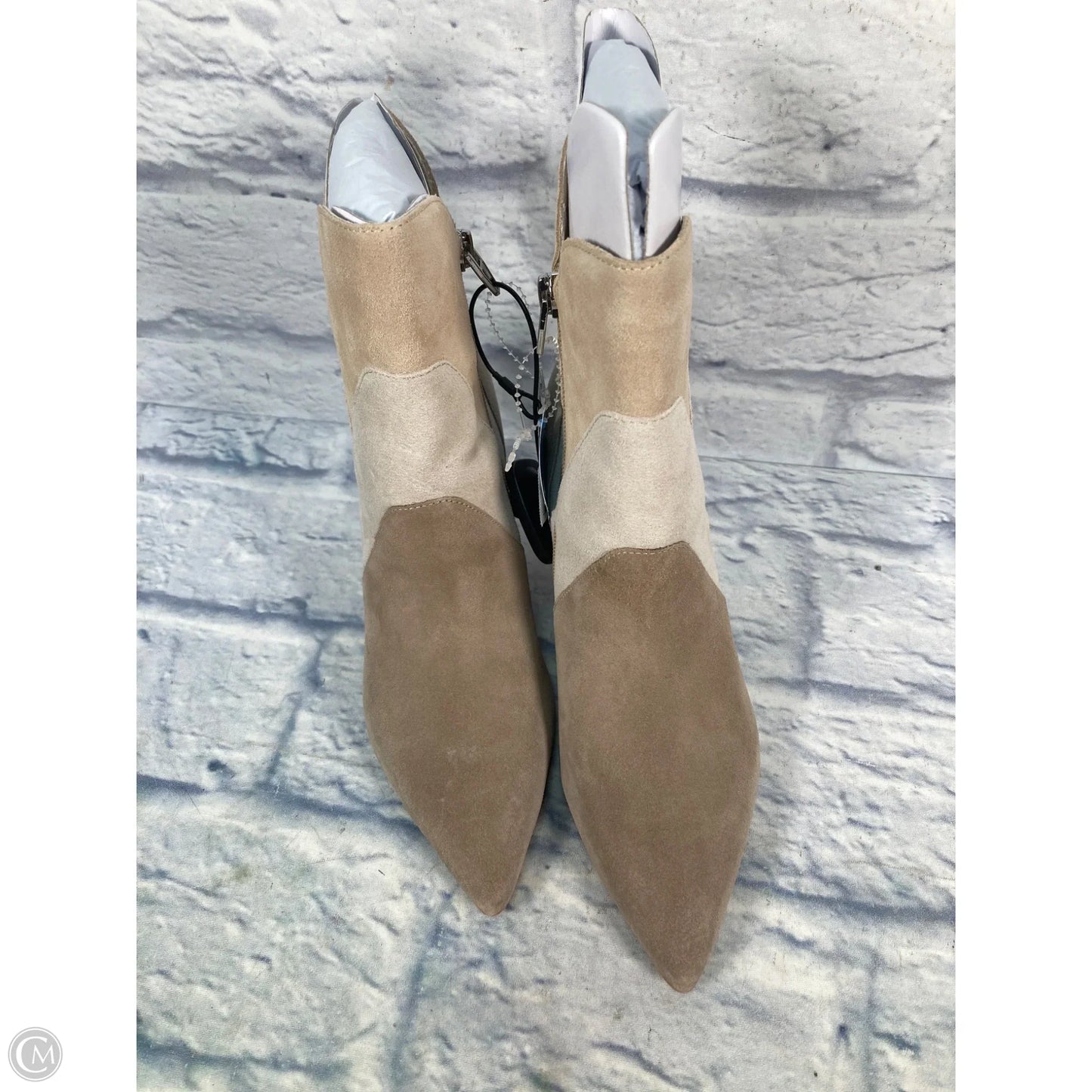 Boots Ankle Heels By Dolce Vita In Grey & Tan, Size: 5.5