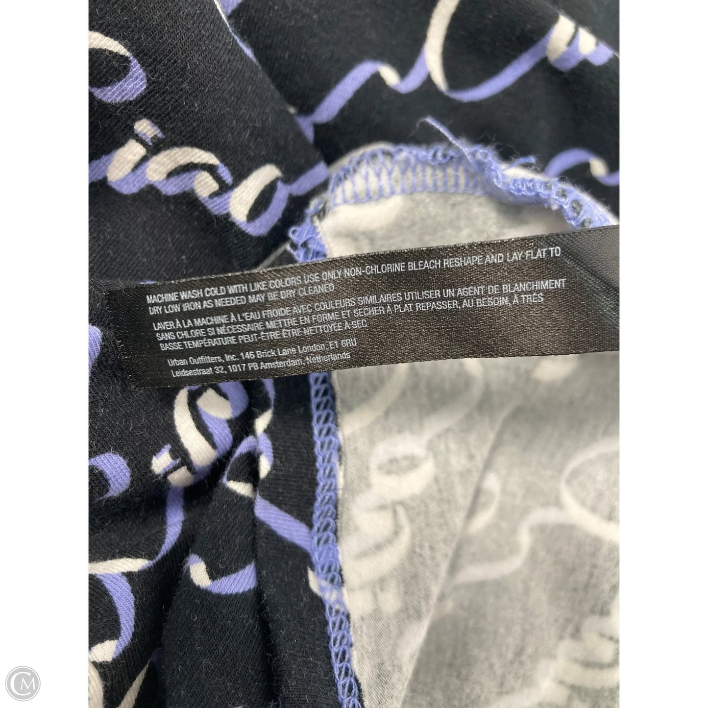 Top Long Sleeve Basic By Anthropologie In Black & Purple, Size: S