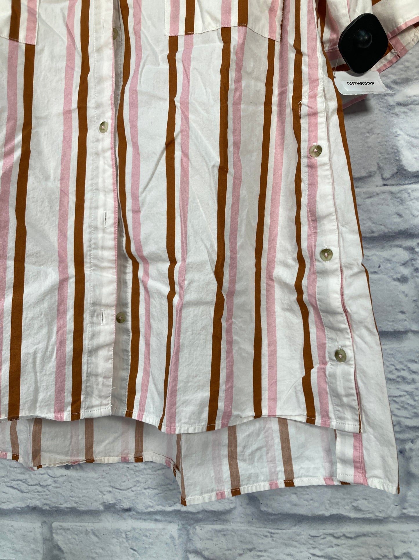 Top Short Sleeve By Anthropologie In Pink & White, Size: S