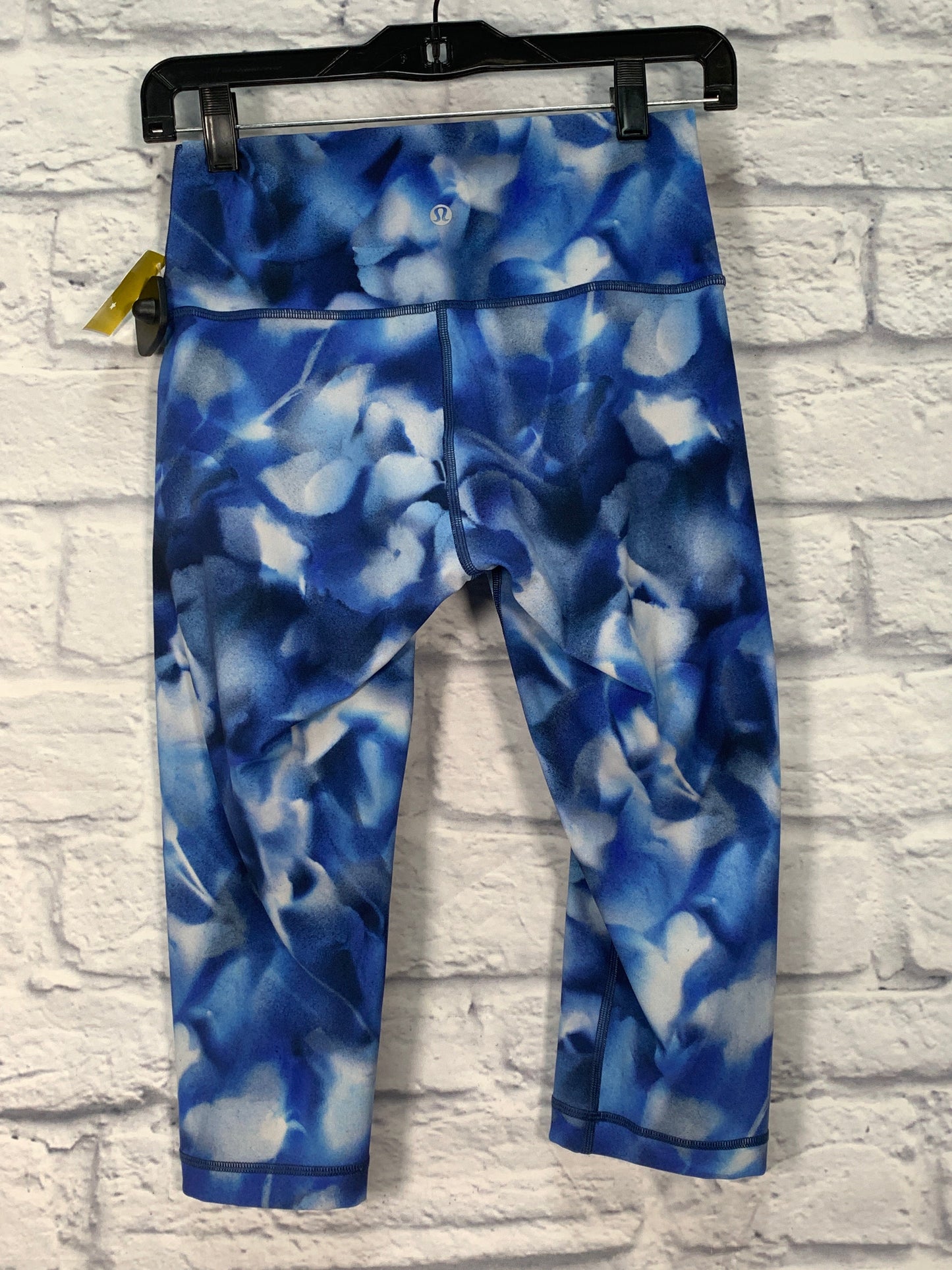 Athletic Capris By Lululemon In Blue & White, Size: S