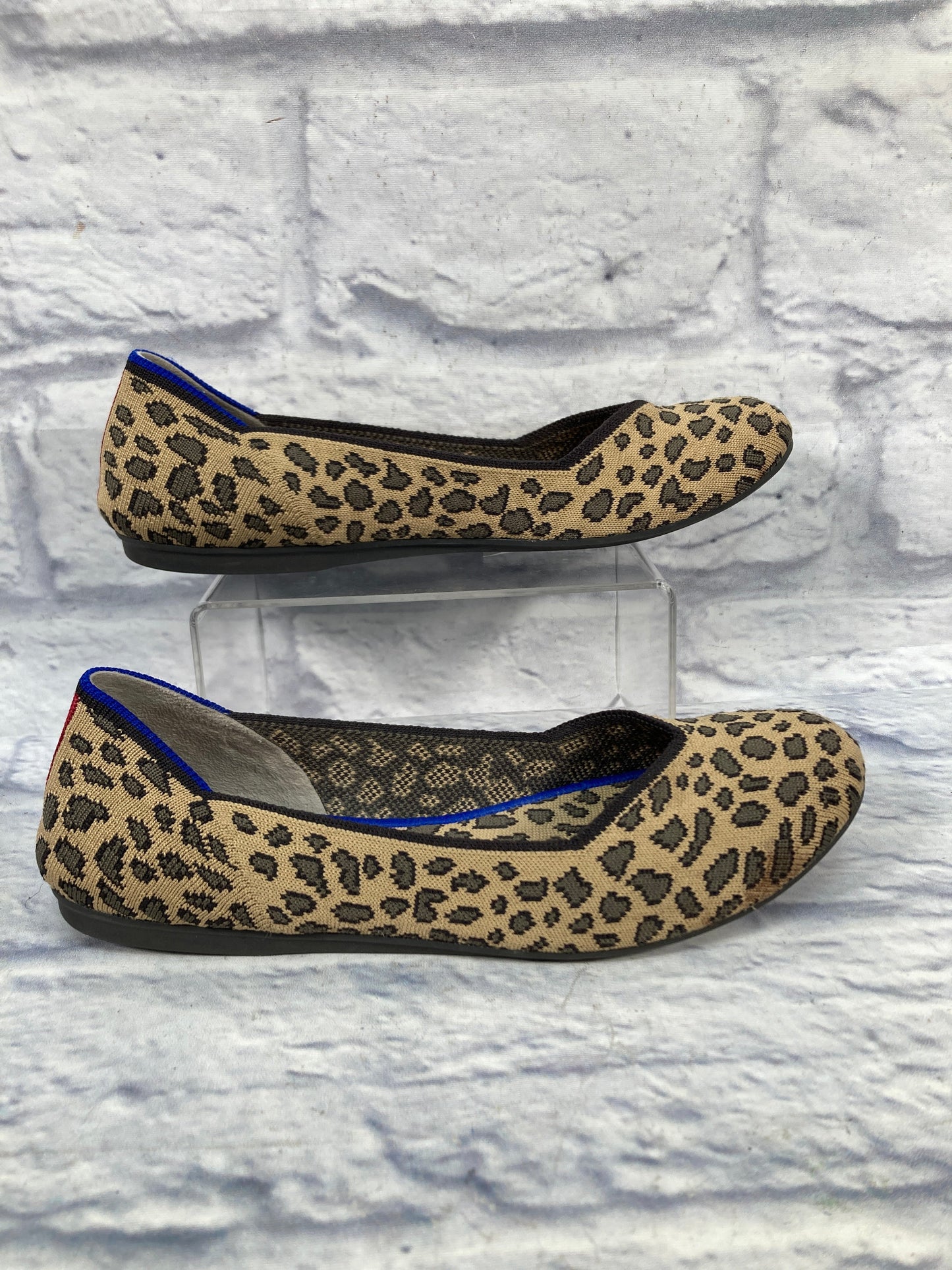 Shoes Designer By Rothys In Animal Print, Size: 7