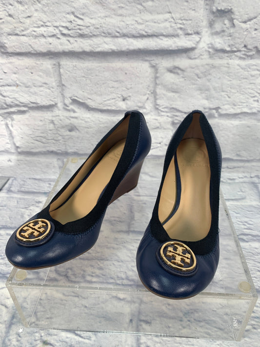 Shoes Designer By Tory Burch In Blue & Brown, Size: 7