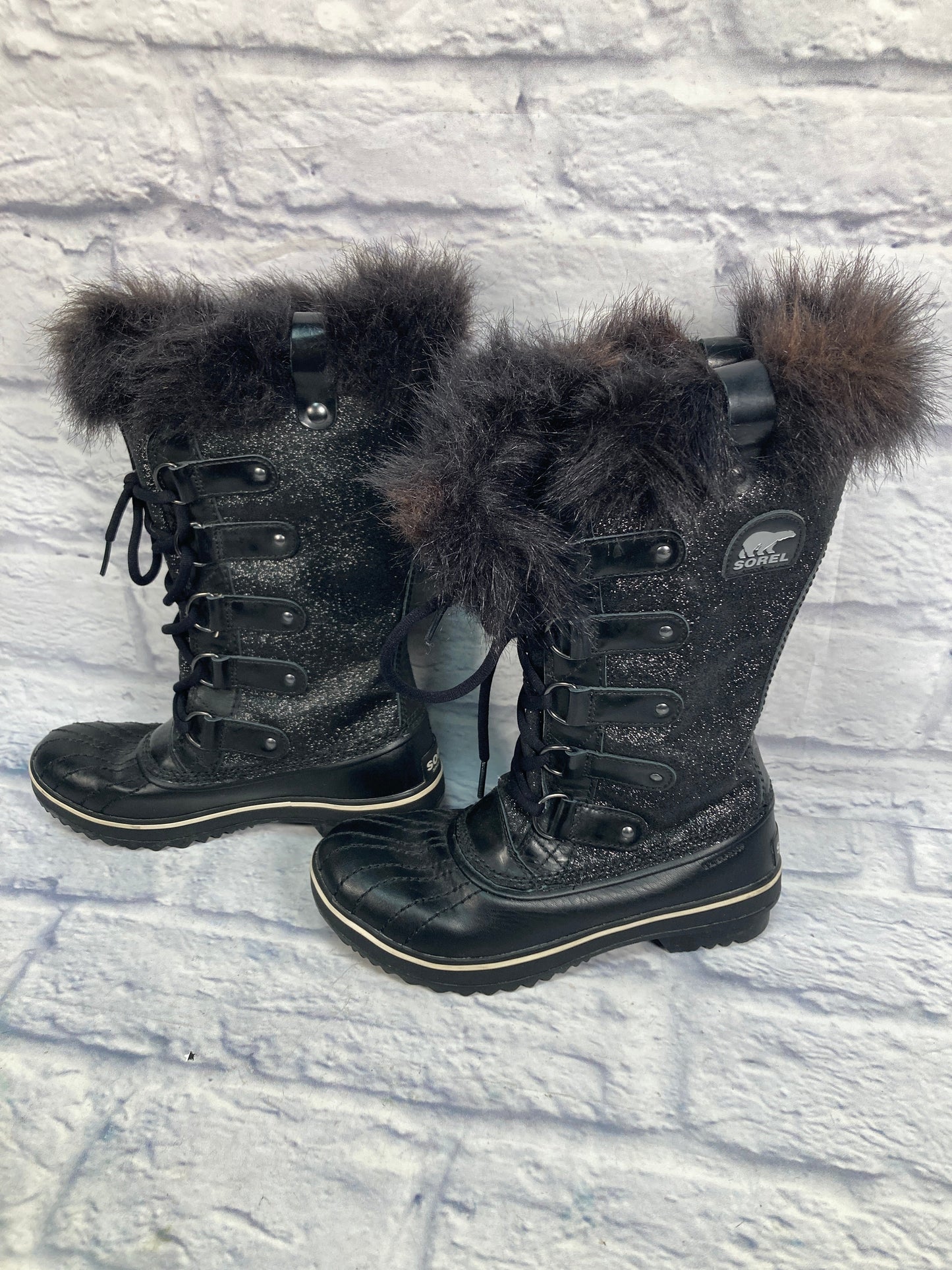 Boots Designer By Sorel In Black, Size: 6