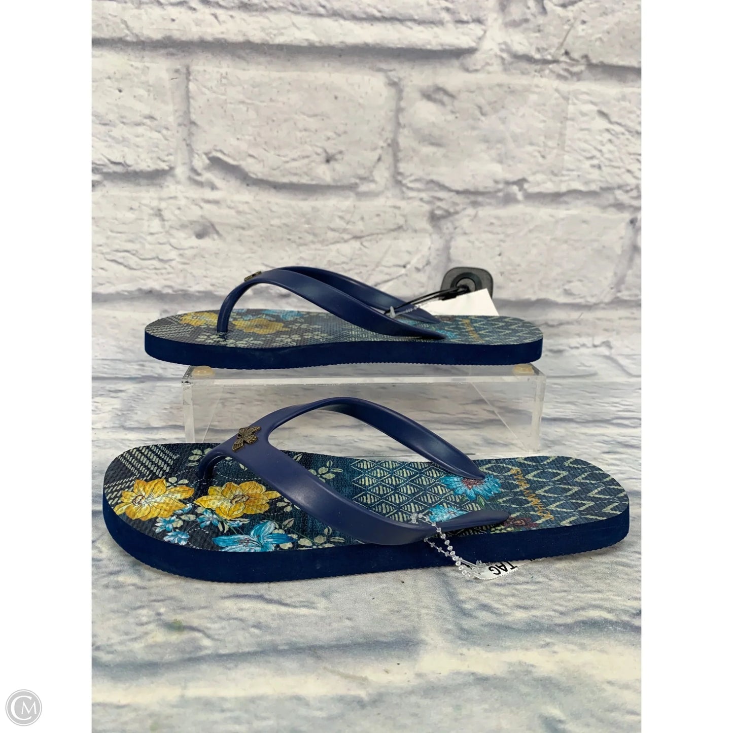 Sandals Flip Flops By Johnny Was In Blue, Size: 7