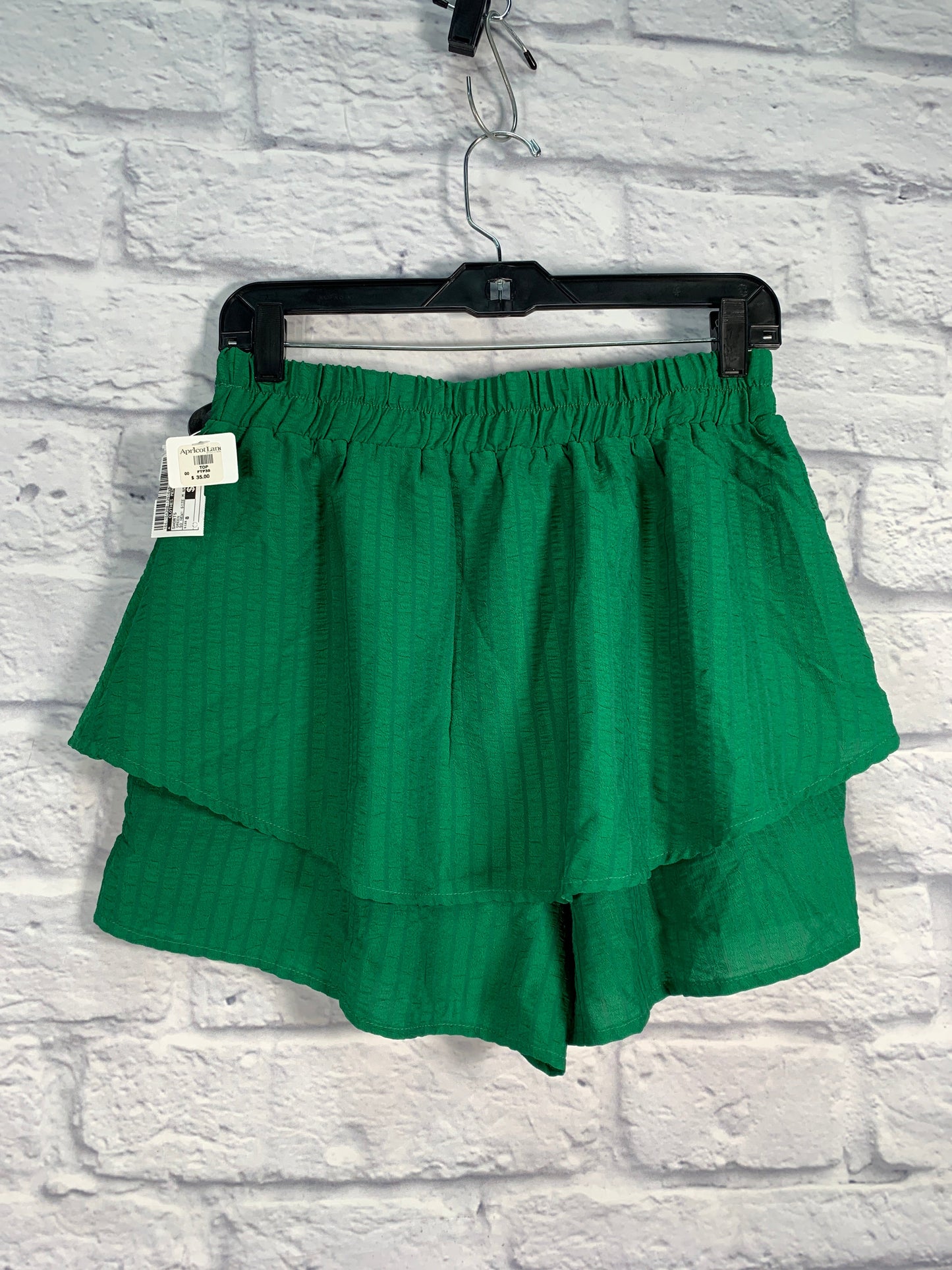 Green Shorts Clothes Mentor, Size 8