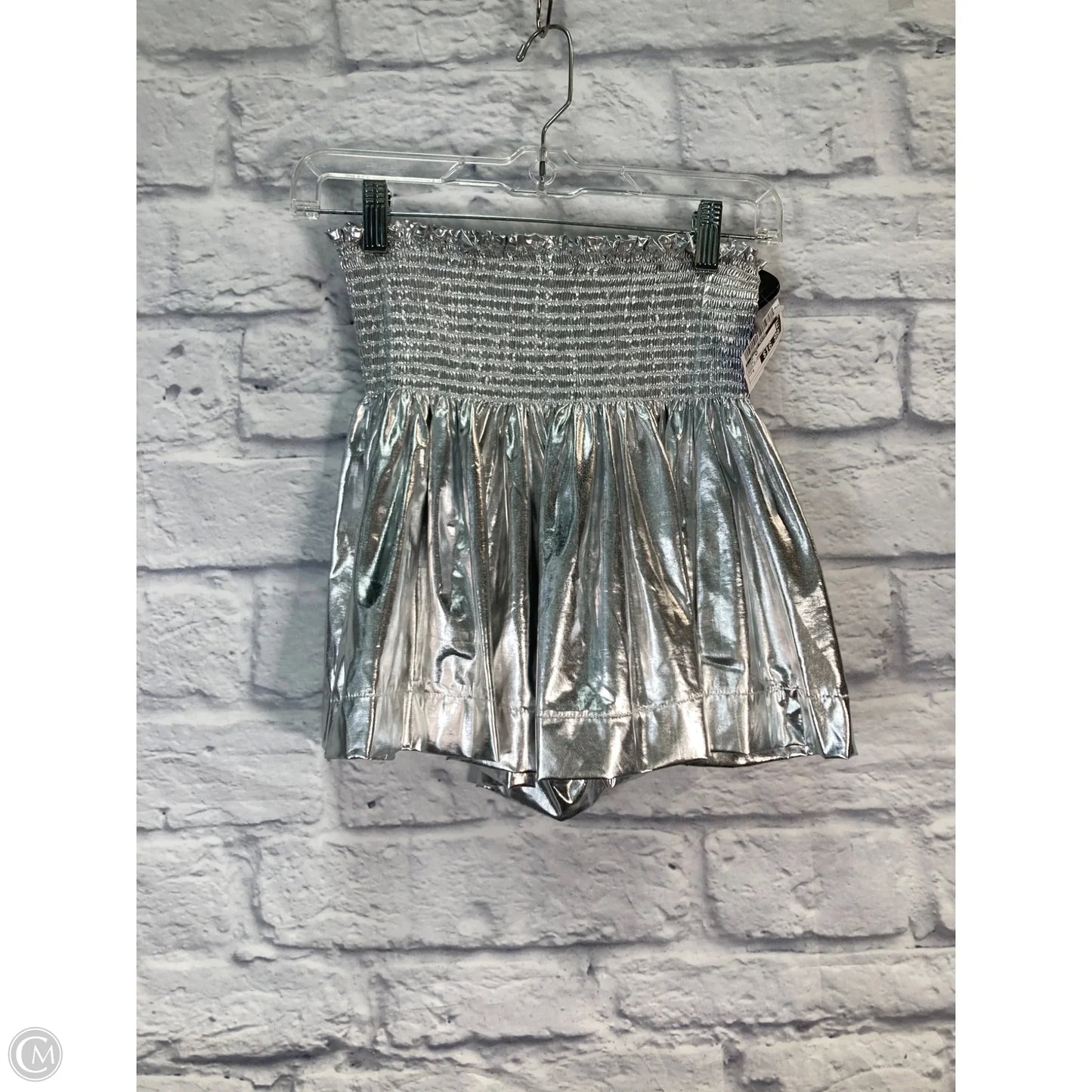 Shorts By Clothes Mentor In Silver, Size: 4