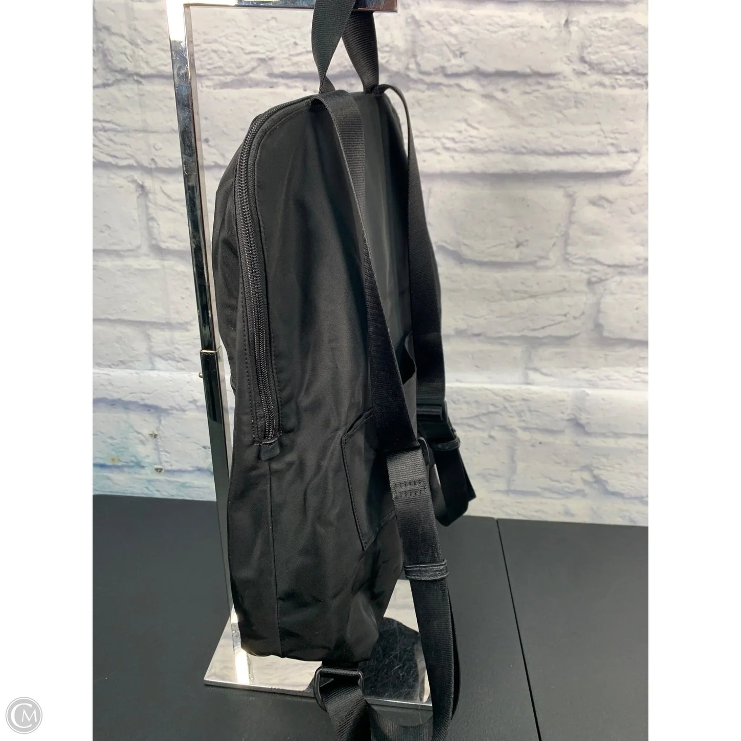 Backpack Designer By Tumi, Size: Medium