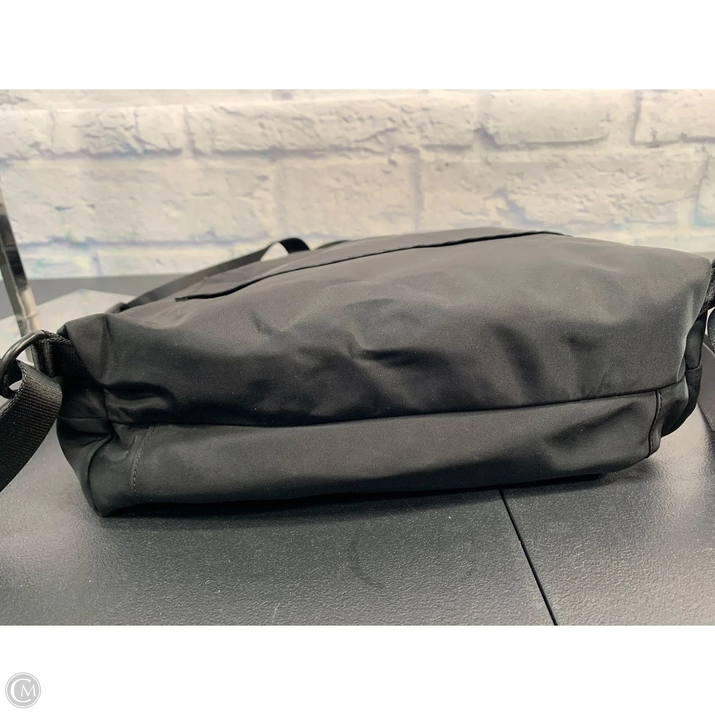 Backpack Designer By Tumi, Size: Medium