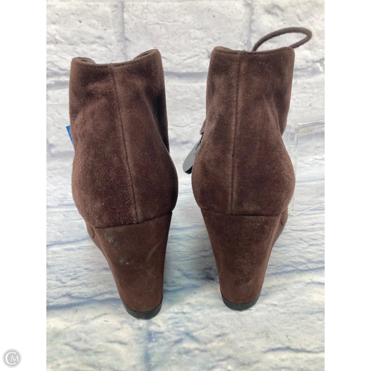 Shoes Designer By Stuart Weitzman In Brown, Size: 7