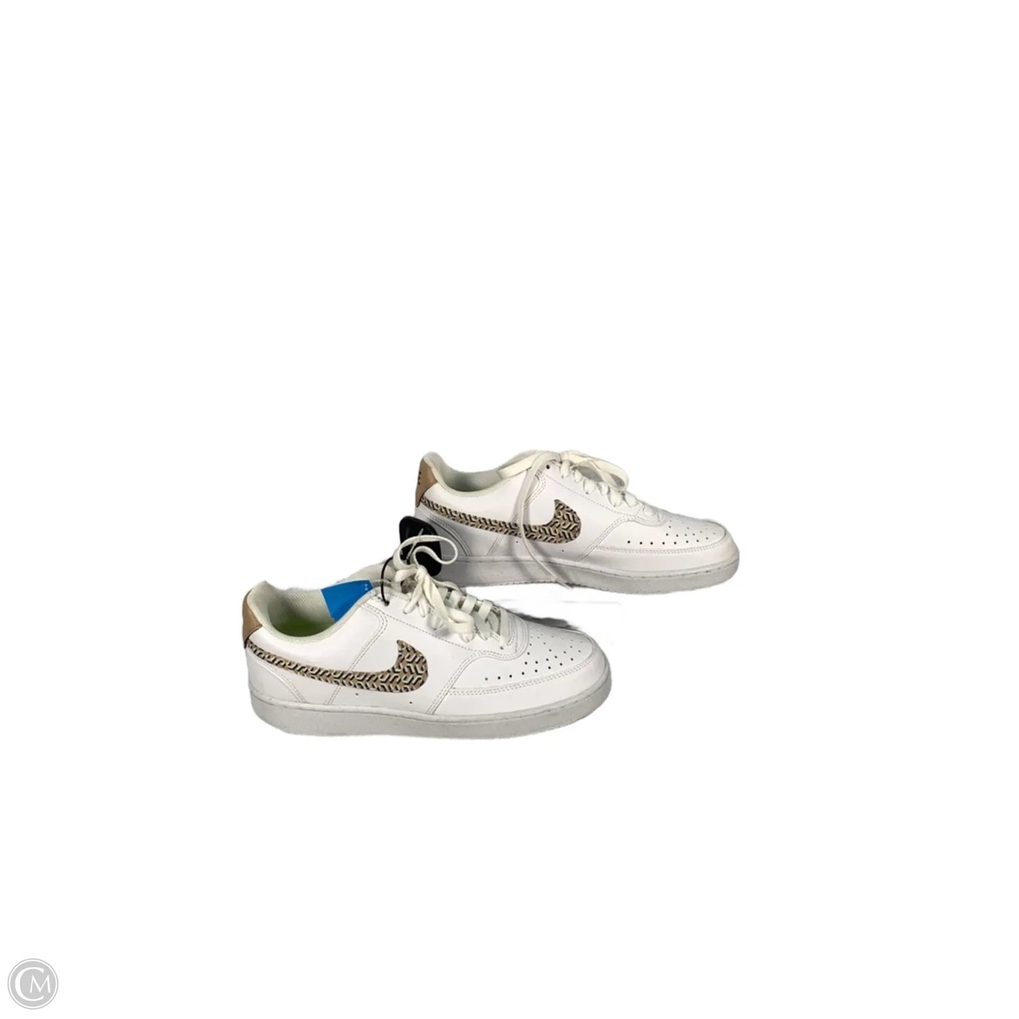 Shoes Sneakers By Nike In Cream & White, Size: 9.5