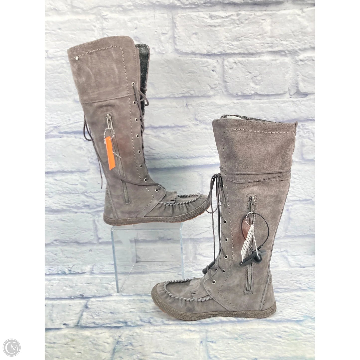 Boots Designer By Ugg In Grey, Size: 6