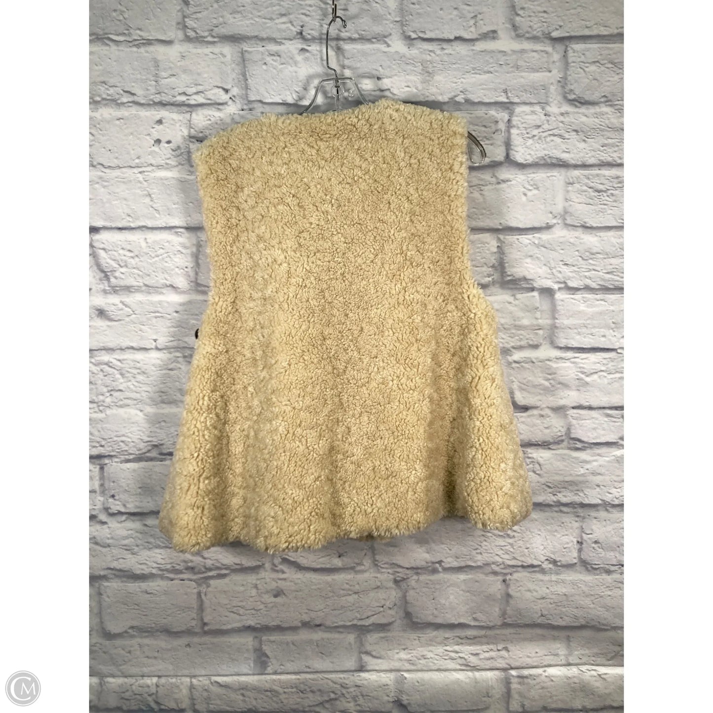 Vest Faux Fur & Sherpa By Akemi And Kin In Cream, Size: Osfm