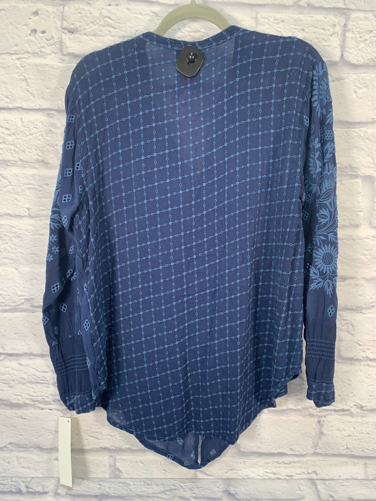 Top Long Sleeve By Johnny Was In Blue, Size: M