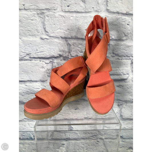 Sandals Designer By Ugg In Orange, Size: 10