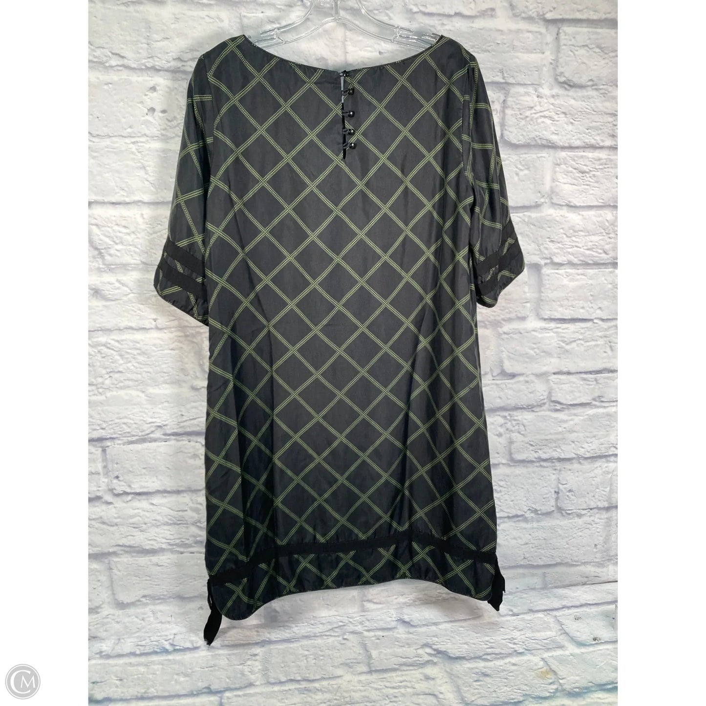 Dress Party Short By Elizabeth Mckay In Black & Green, Size: M