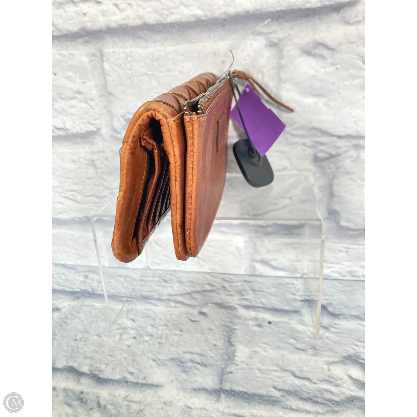 Wallet Leather By Clothes Mentor, Size: Medium