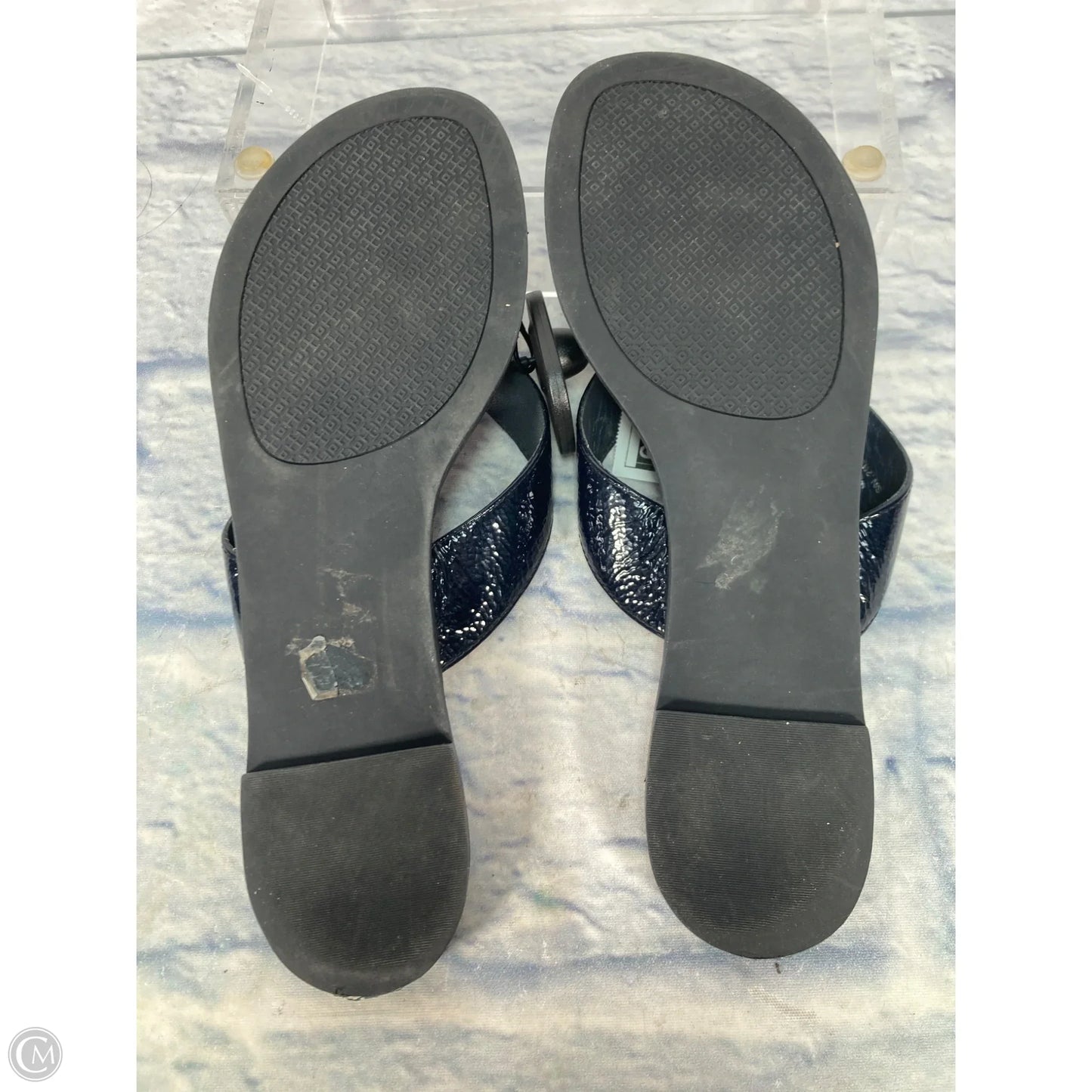 Sandals Designer By Tory Burch In Black & Gold, Size: 8