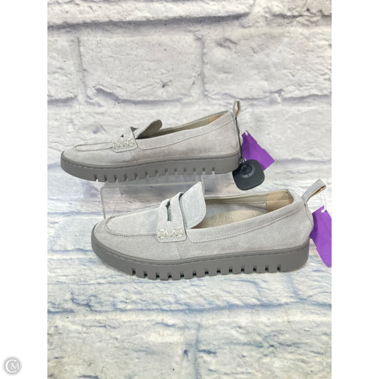 Shoes Flats By Vionic In Grey, Size: 6