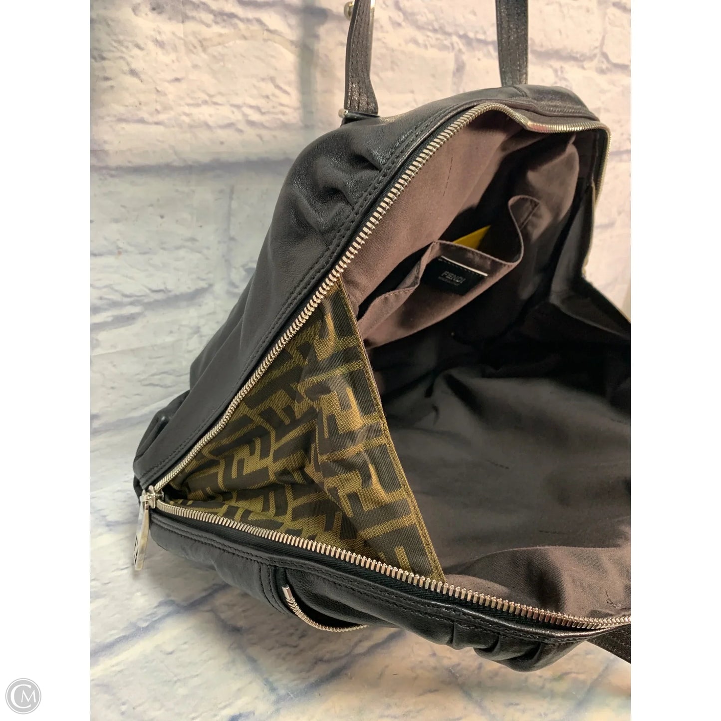 Handbag Luxury Designer By Fendi, Size: Large