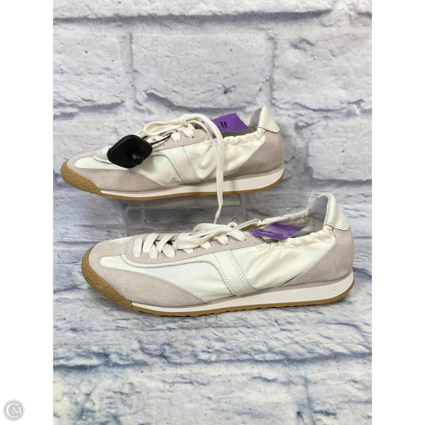 Shoes Sneakers By Dolce Vita In Cream & Grey, Size: 8
