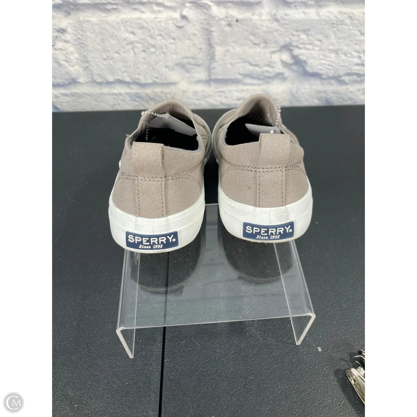 Shoes Sneakers By Sperry In Taupe, Size: 8