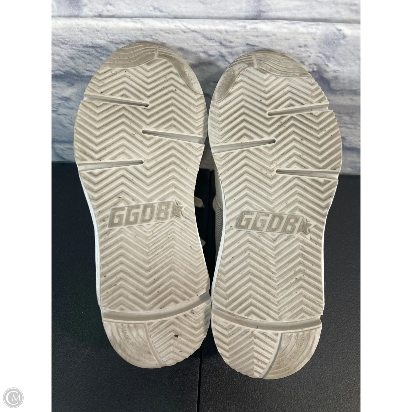 Shoes Luxury Designer By Golden Goose In Gold & White, Size: 7
