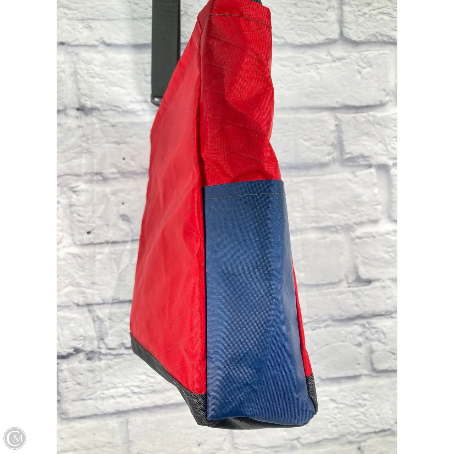 Tote By Clothes Mentor, Size: Large