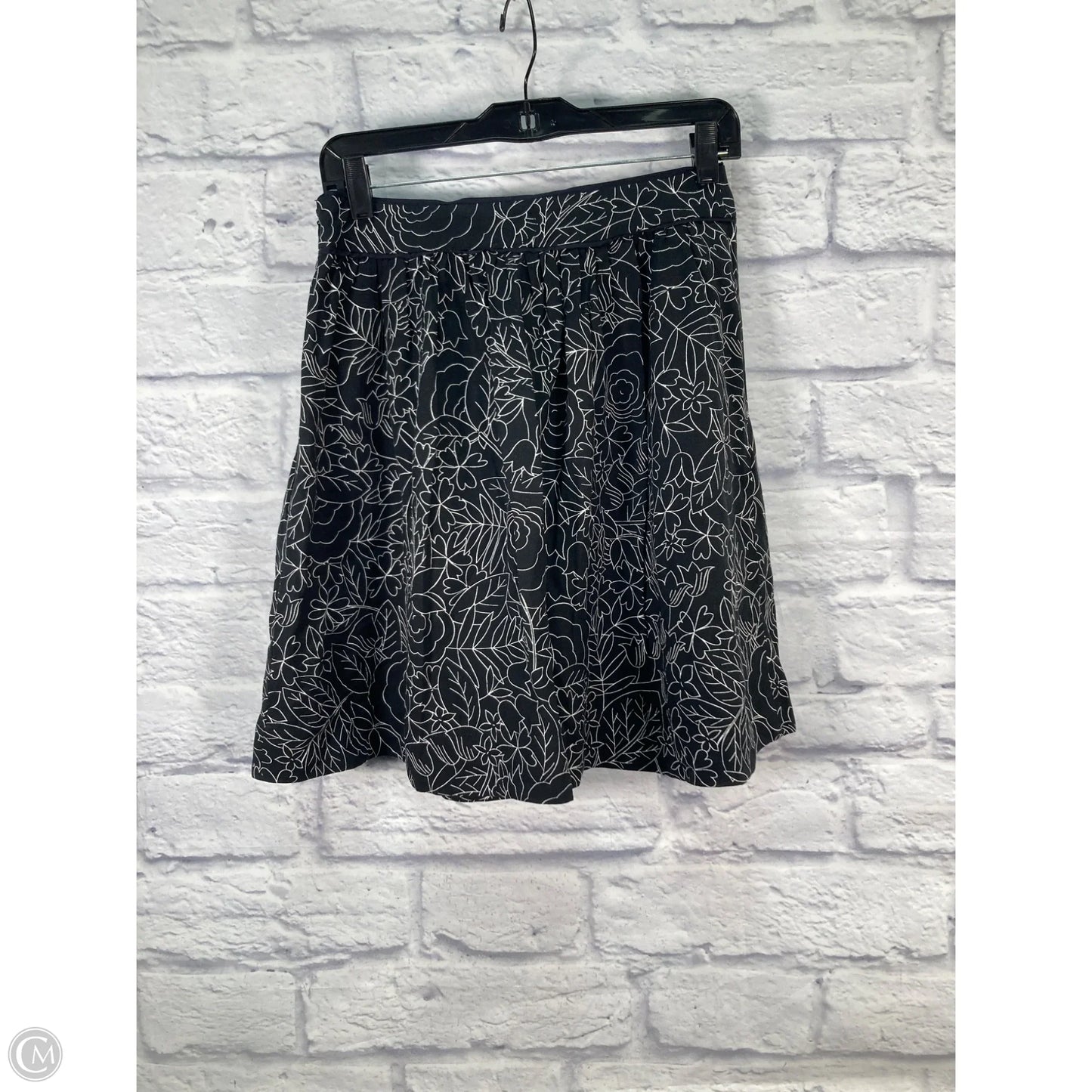 Skirt Mini & Short By Anthropologie In Black & White, Size: 4