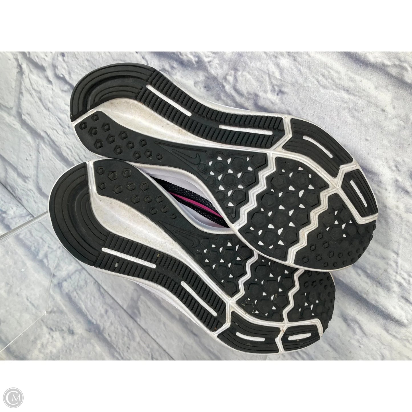 Shoes Athletic By Nike In Black & Pink, Size: 8