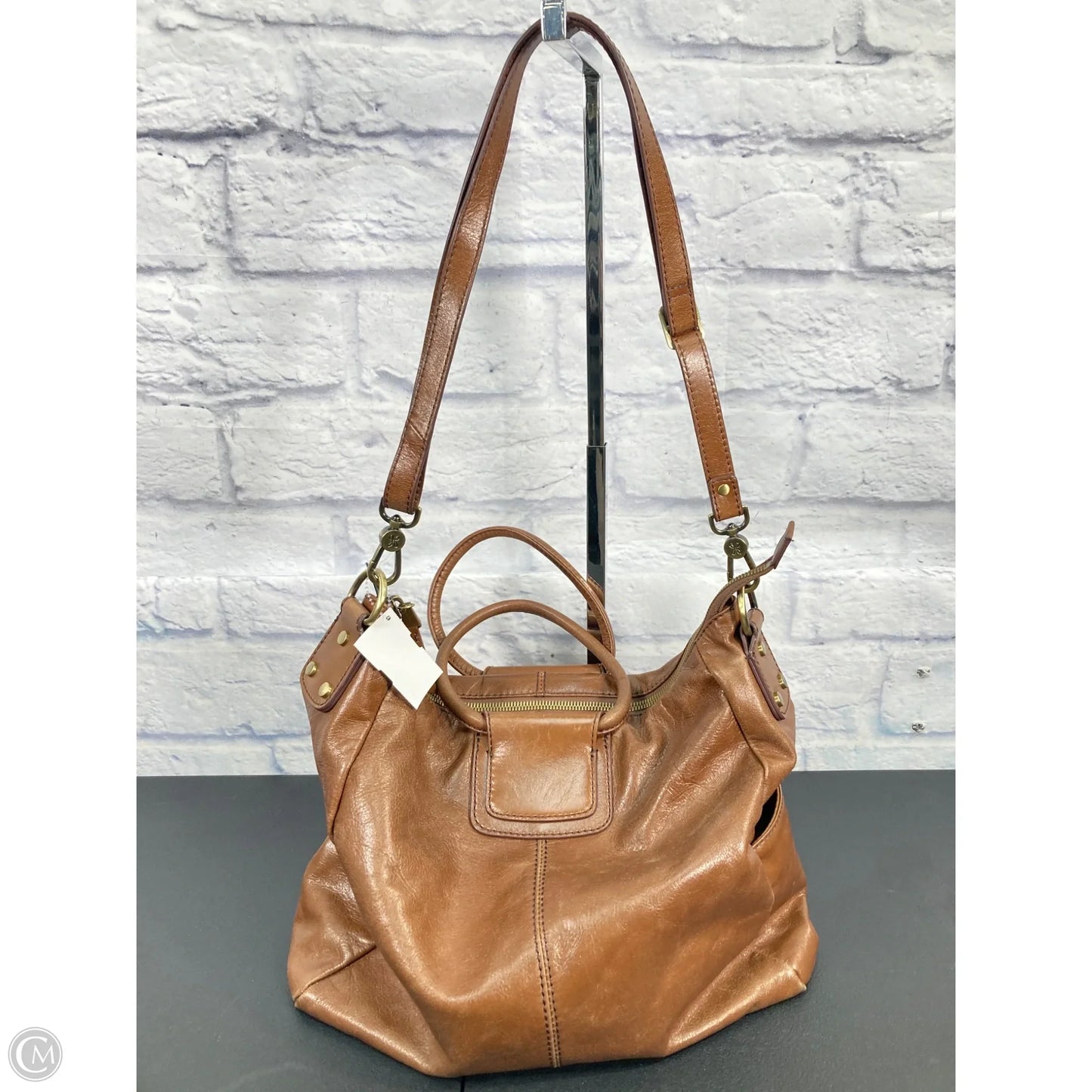 Handbag Leather By Hobo Intl, Size: Large