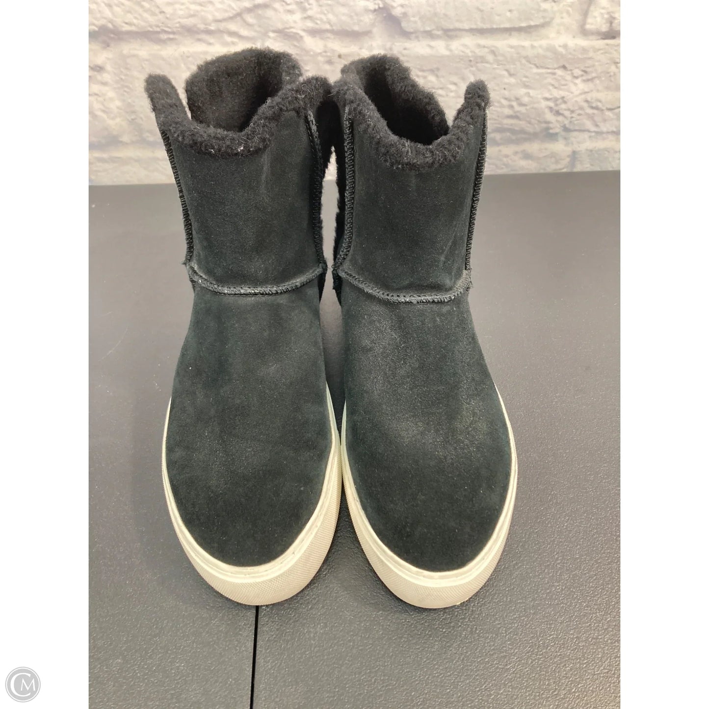 Boots Designer By Ugg In Black, Size: 10