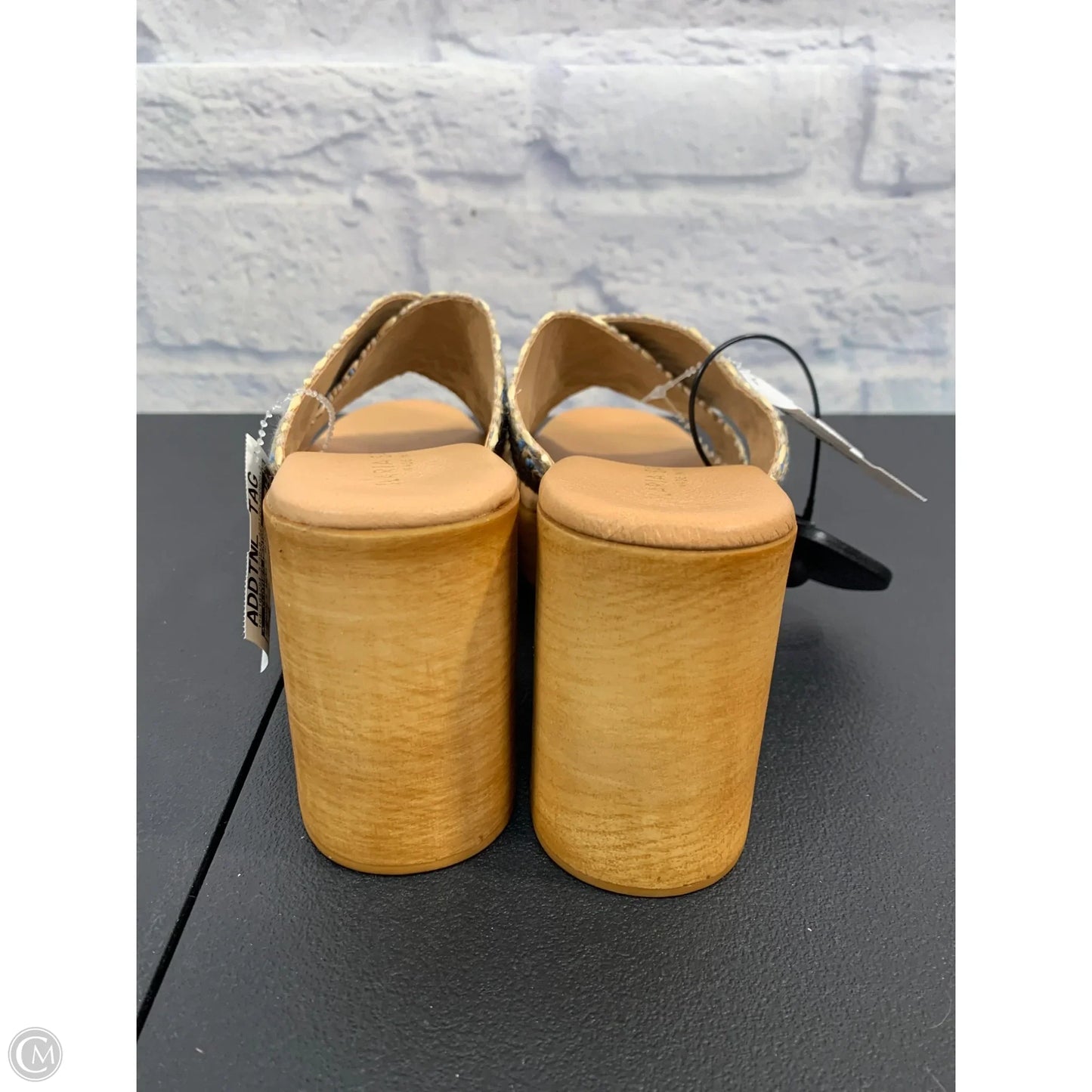 Sandals Heels Block By Clothes Mentor In Tan, Size: 8