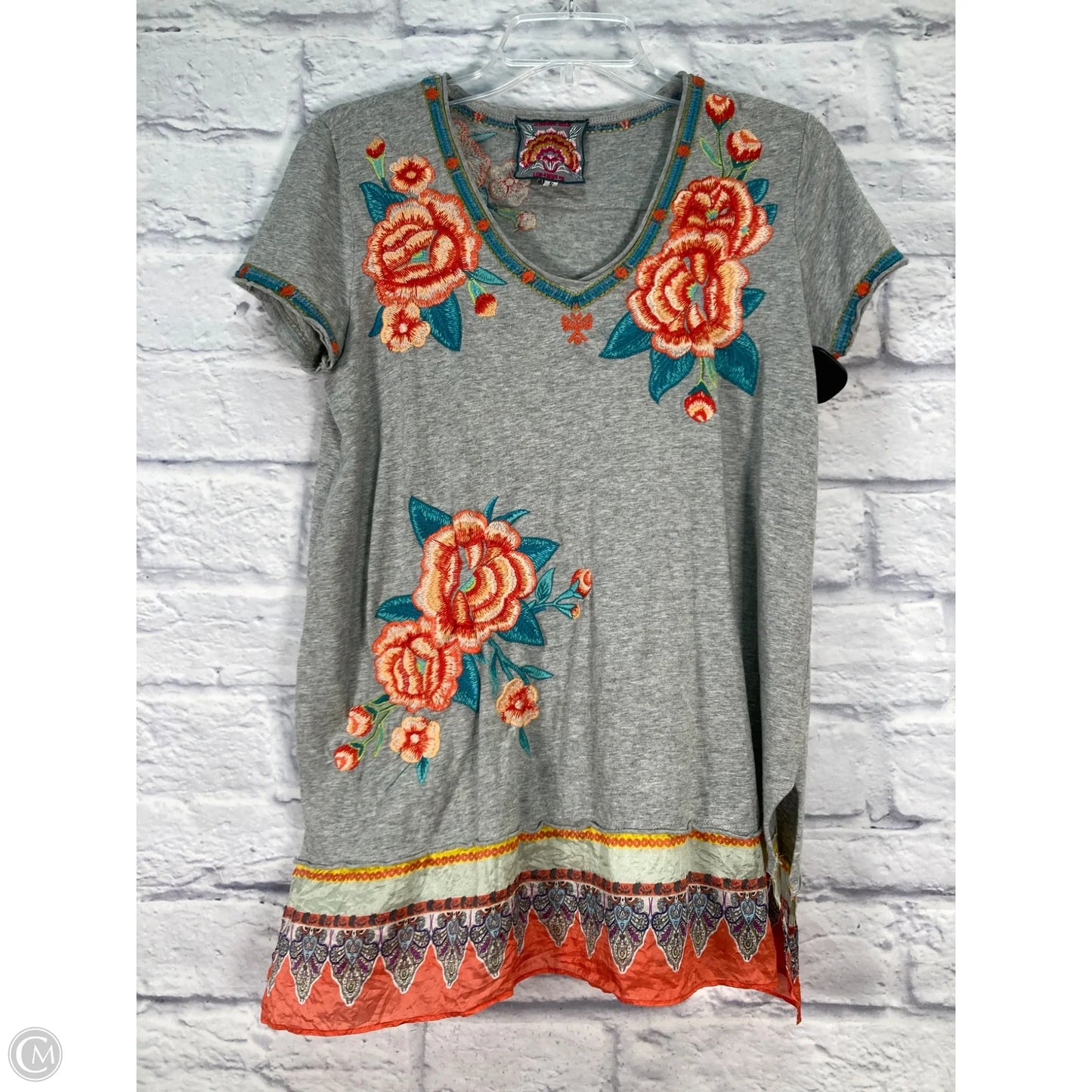 Top Short Sleeve By Johnny Was In Grey, Size: S