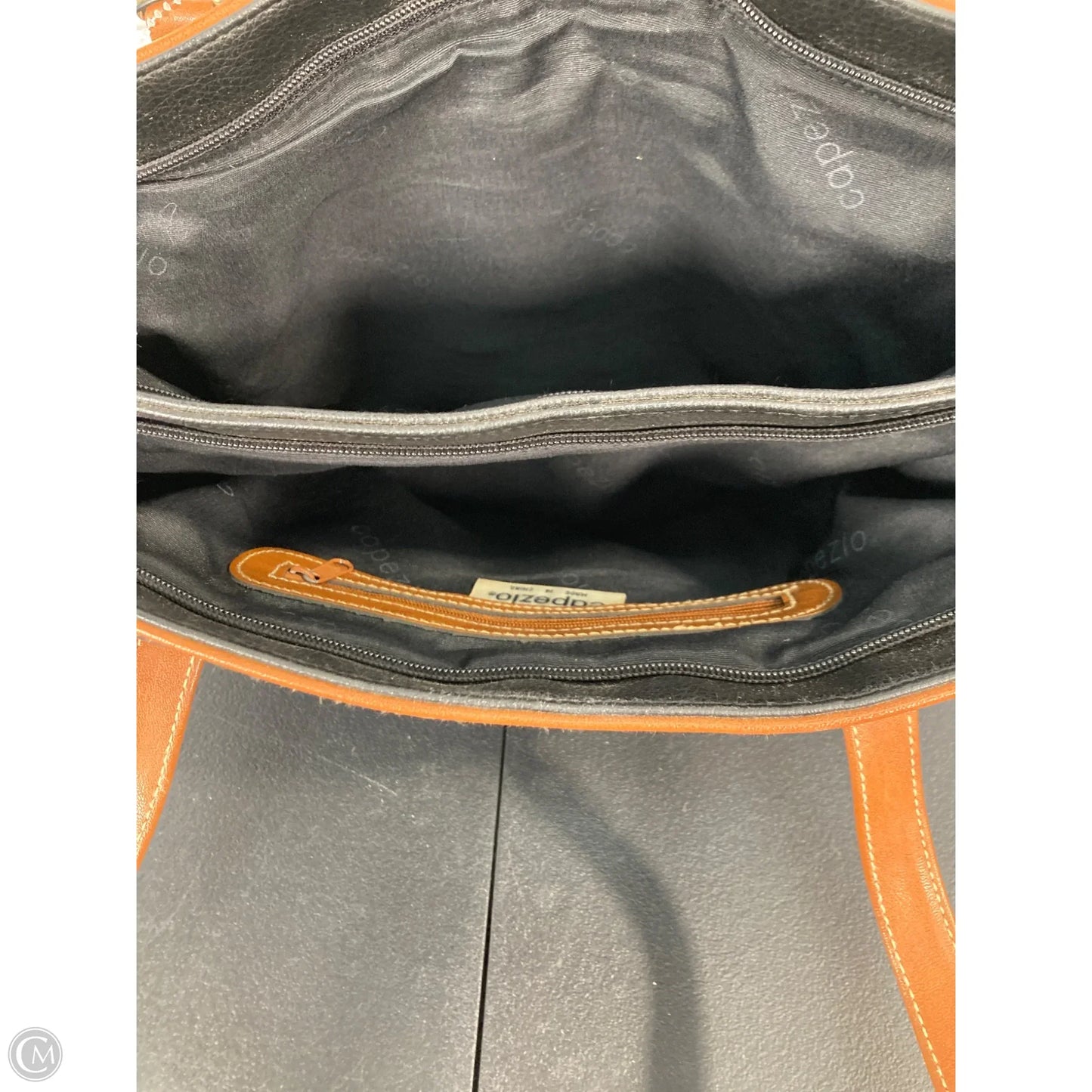 Handbag Leather By Capezio, Size: Medium