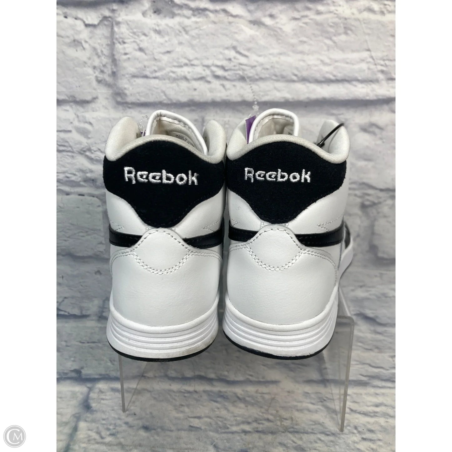 Shoes Sneakers By Reebok In Black & White, Size: 8.5