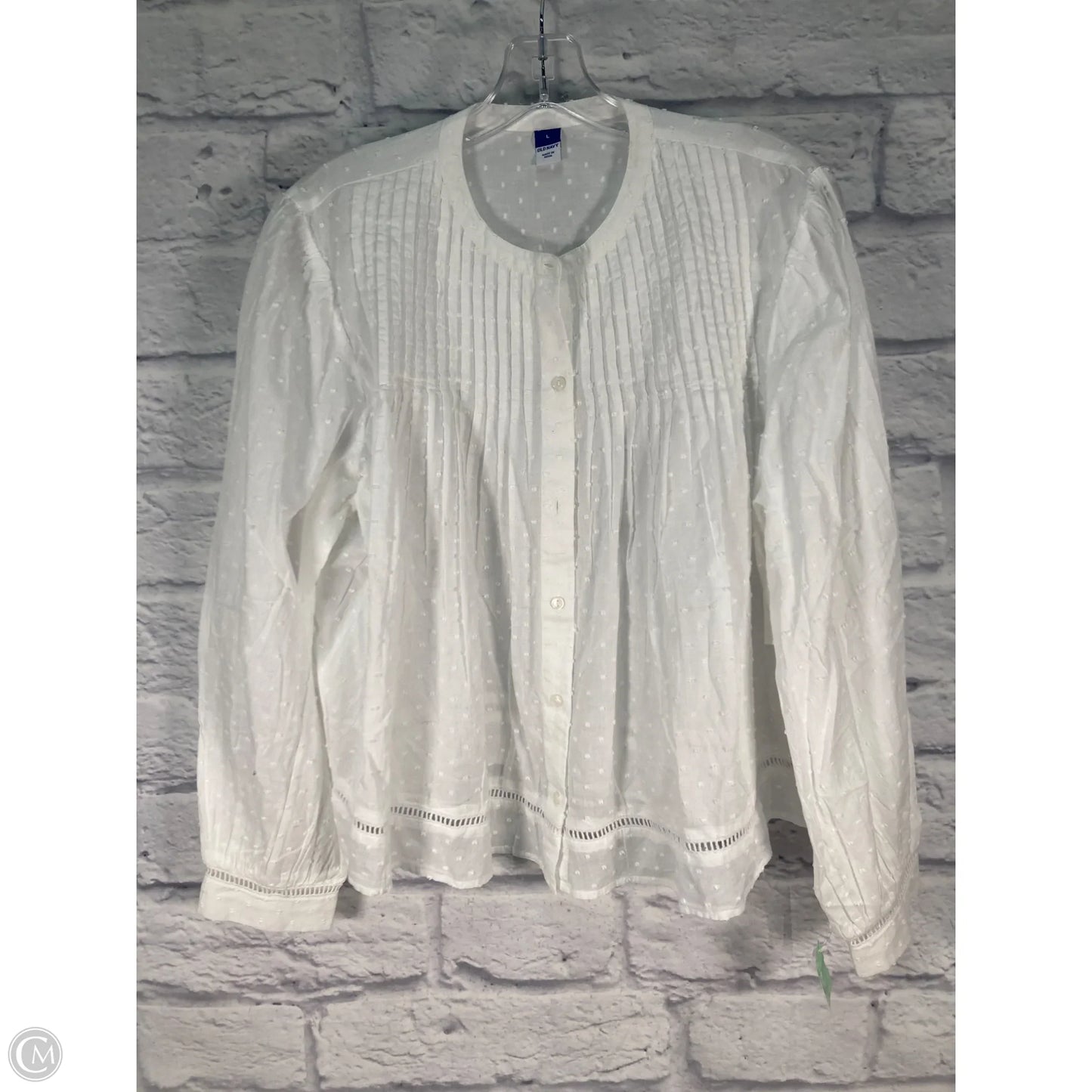Top Long Sleeve By Old Navy In White, Size: L