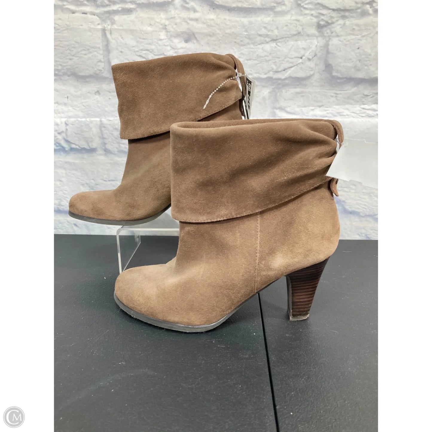 Boots Ankle Heels By Bcbgeneration In Beige, Size: 7