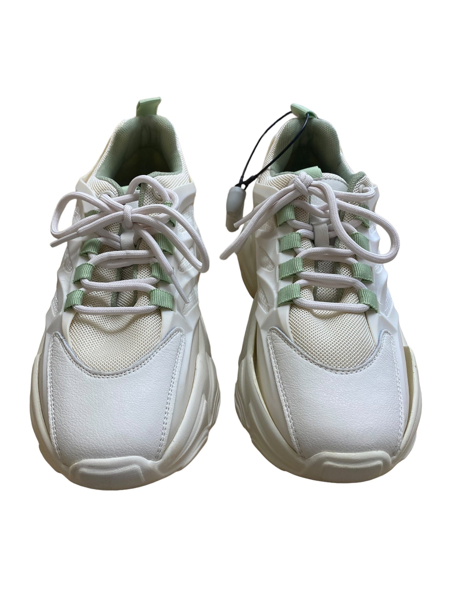 Shoes Sneakers By Clothes Mentor In Cream & Green, Size: 7