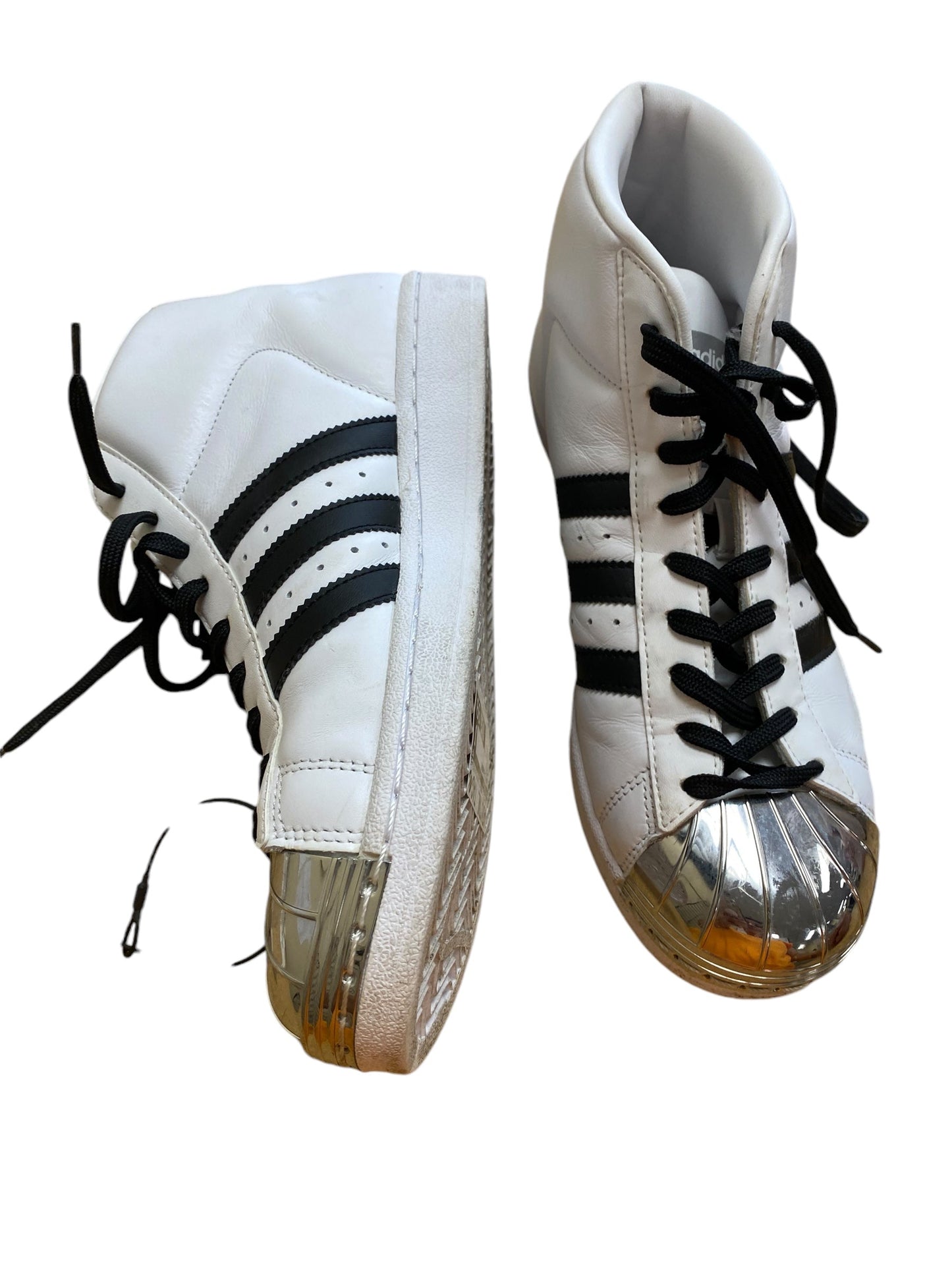 Shoes Sneakers By Adidas In White, Size: 8