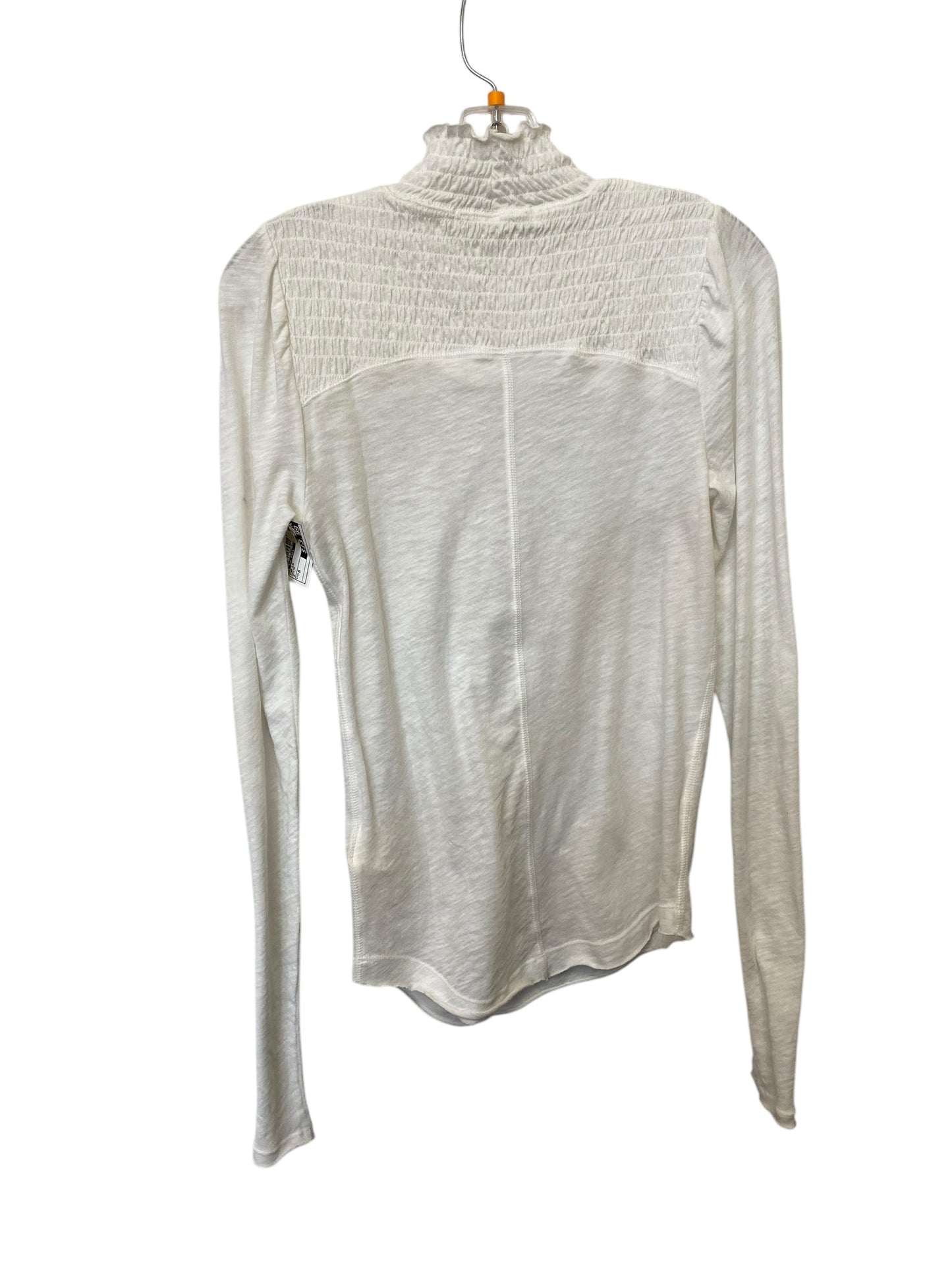 Top Long Sleeve By We The Free In White, Size: M