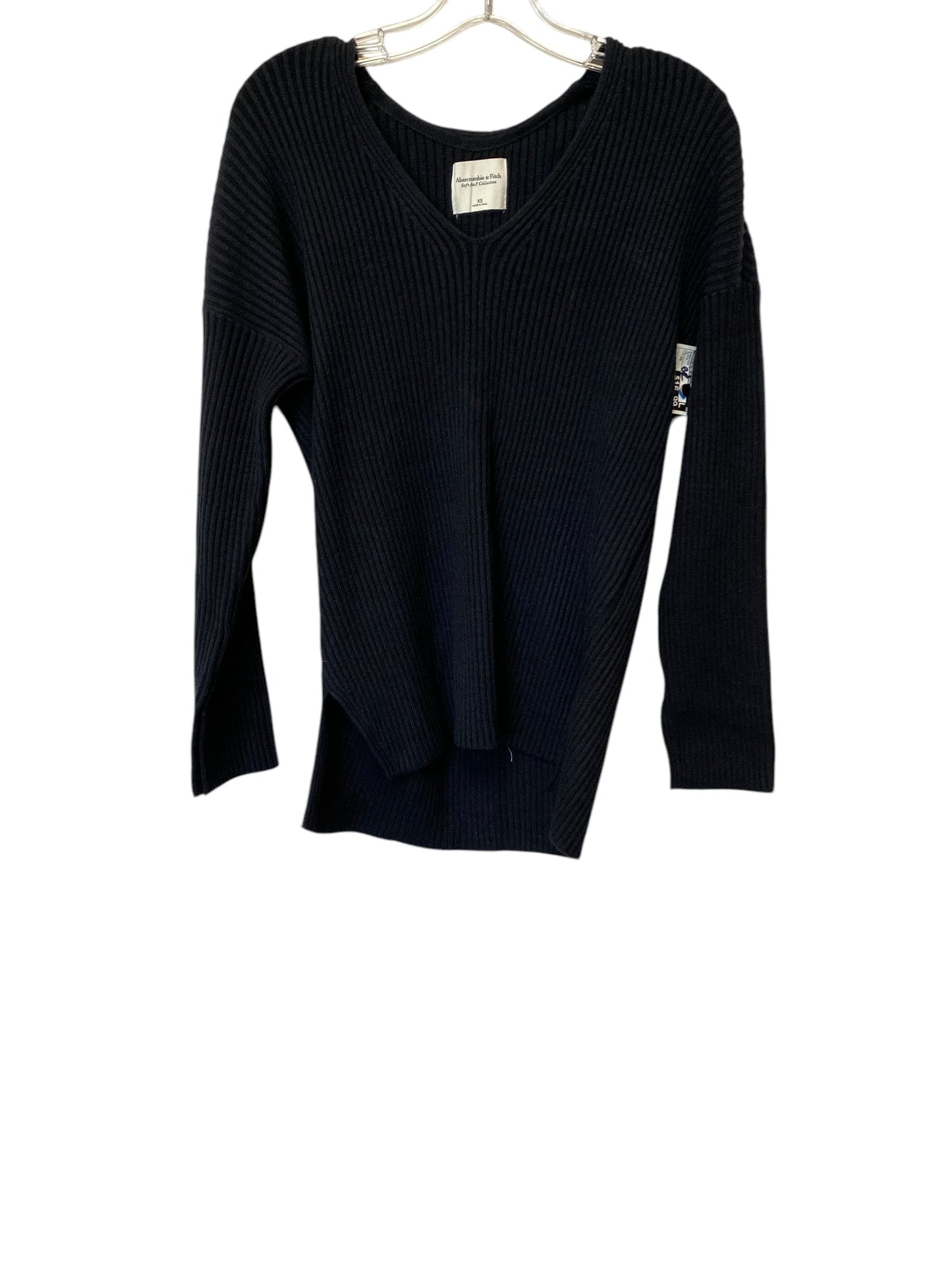 Sweater By Abercrombie And Fitch In Black, Size: Xs