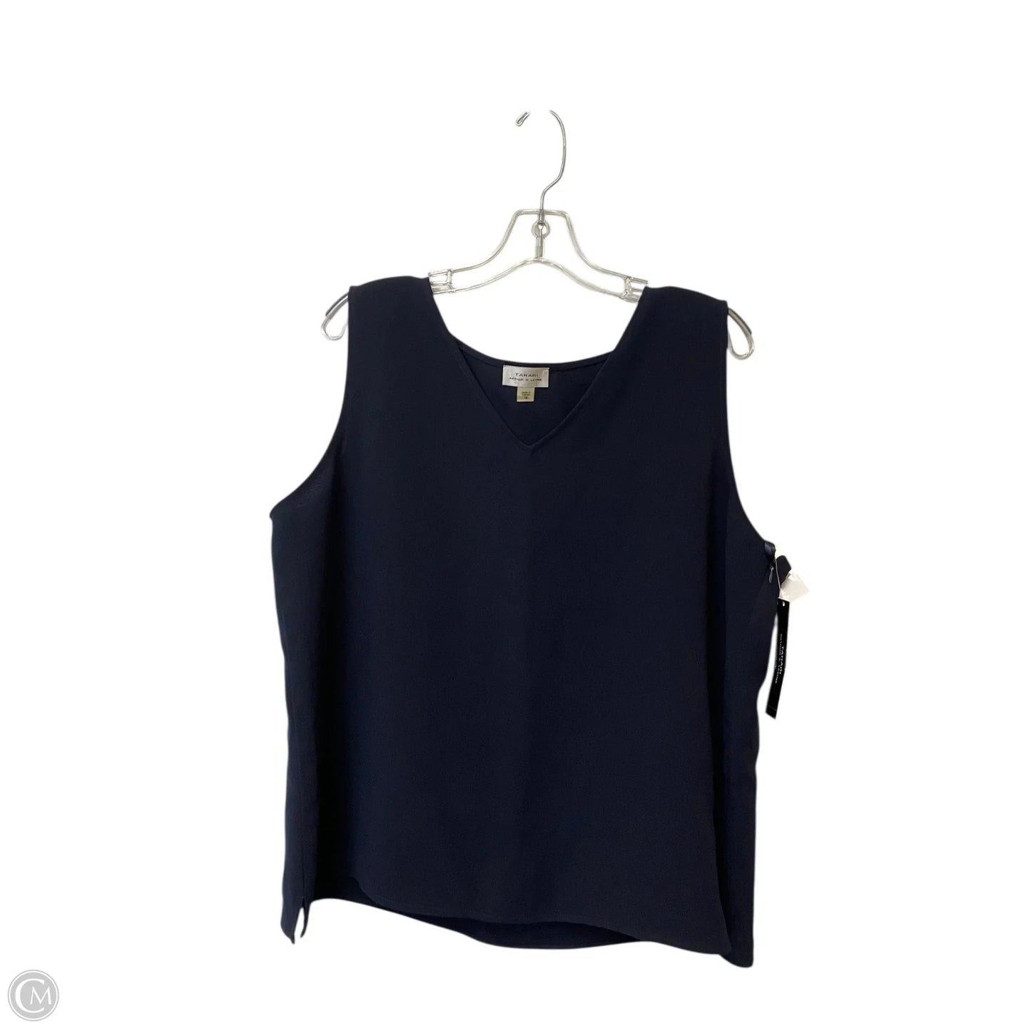 Top Sleeveless Basic By Tahari By Arthur Levine In Navy, Size: 18