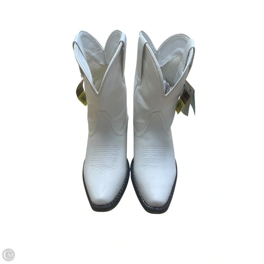 Boots Western By Roper In White, Size: 6