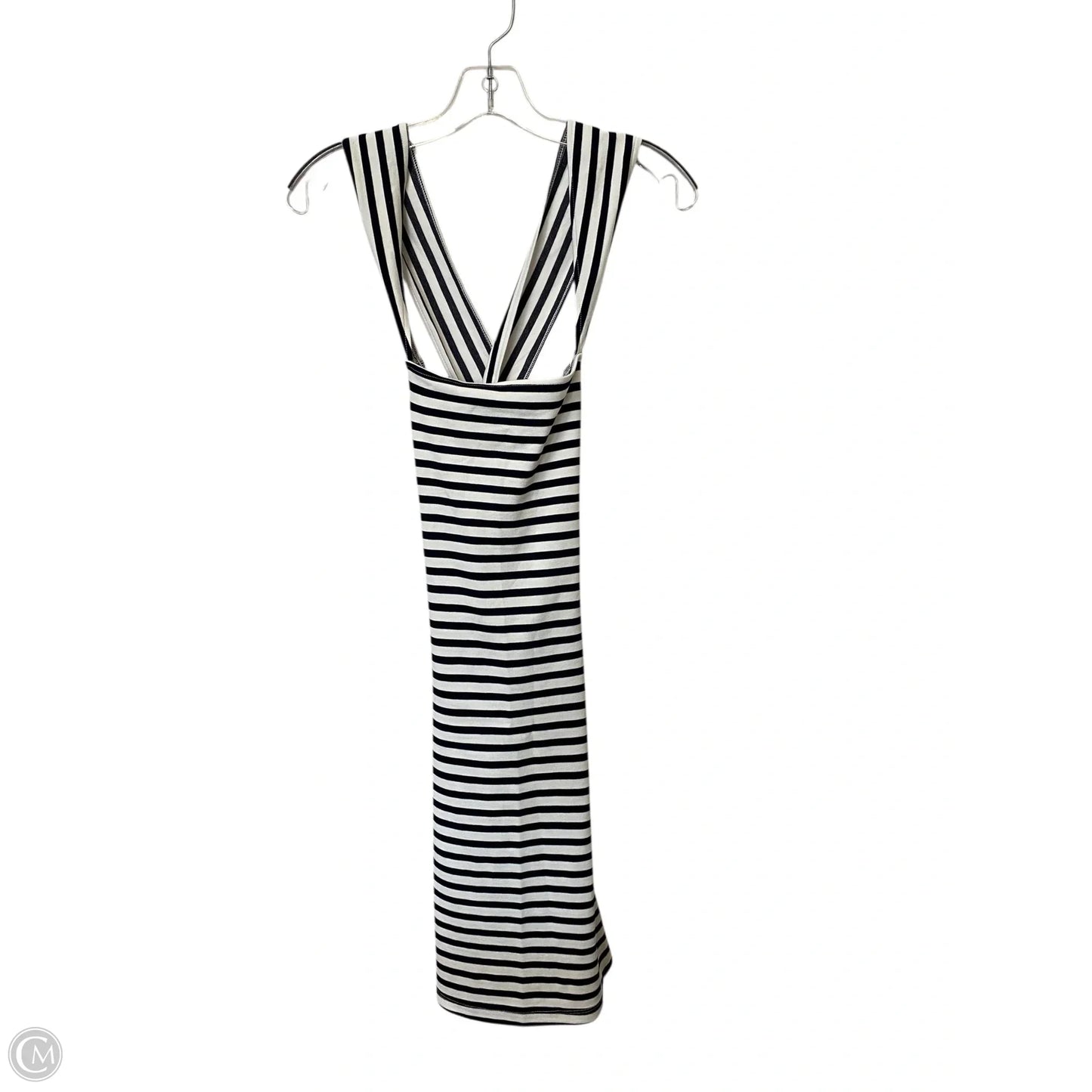 Dress Casual Short By Divided In Striped Pattern, Size: S
